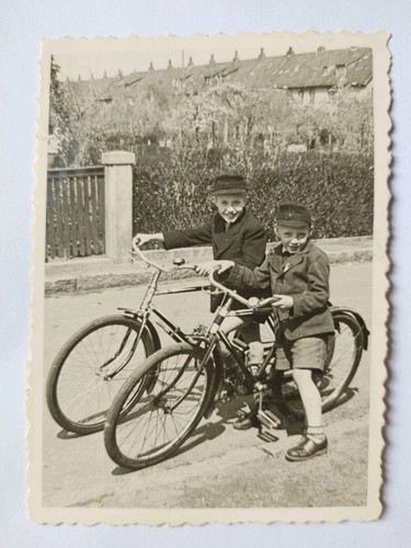 Vintage 1920s photo two boys - 1920s,